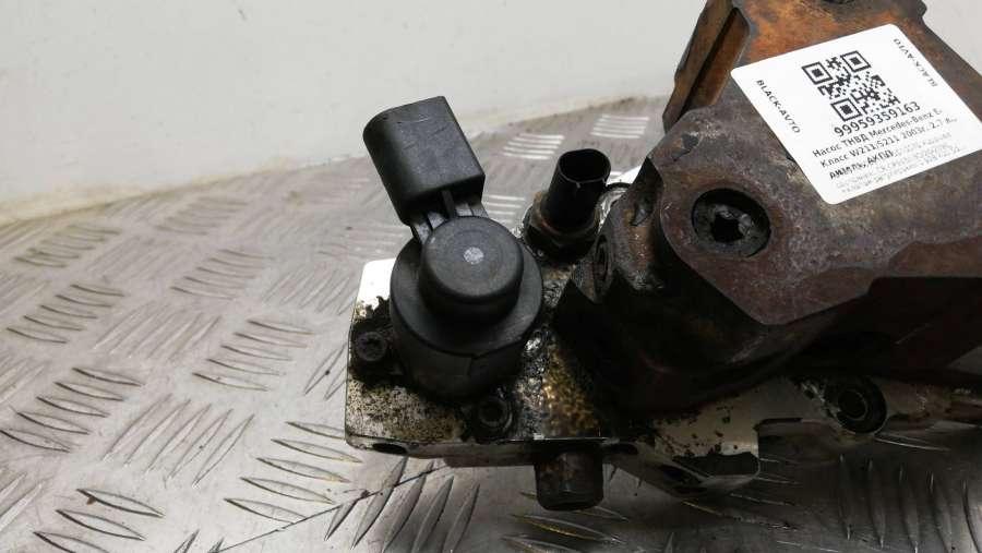 A6480700001 ТНВД  Mercedes-Benz E седан 2003г. | Фото № 2  A6480700001 ТНВД  Mercedes-Benz E седан 2003г. - Фото 2