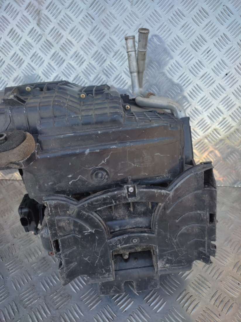 Корпус печки Audi A6 C5 (S6,RS6) 2002г. | Фото № 2 Корпус печки Audi A6 C5 (S6,RS6) 2002г. - Фото 2