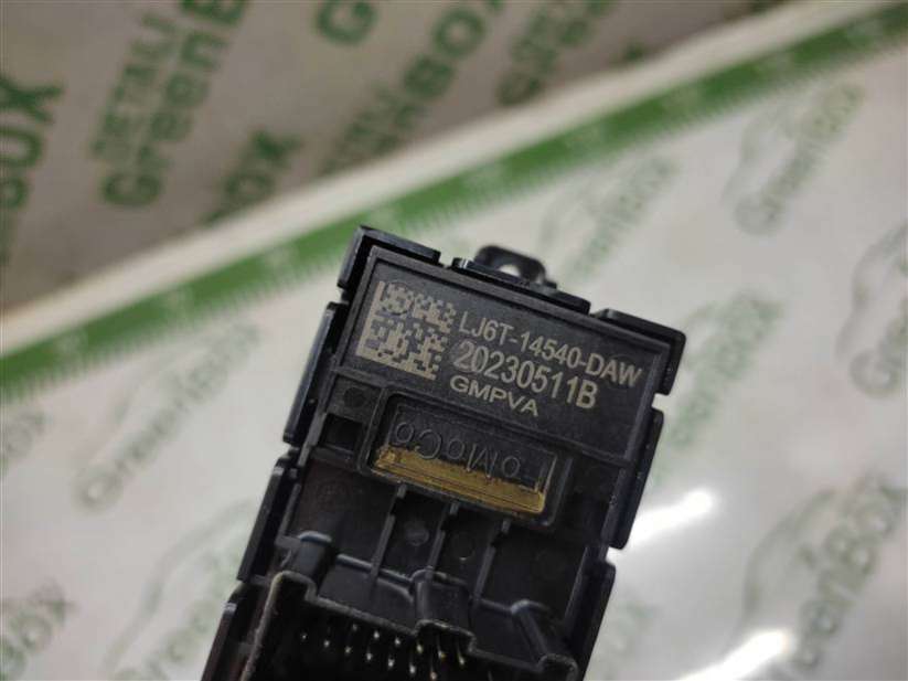 LJ6T14540DAW Блок управления стеклоподъемниками Ford Escape 2024г. | Фото № 6 LJ6T14540DAW Блок управления стеклоподъемниками Ford Escape 2024г. - Фото 6