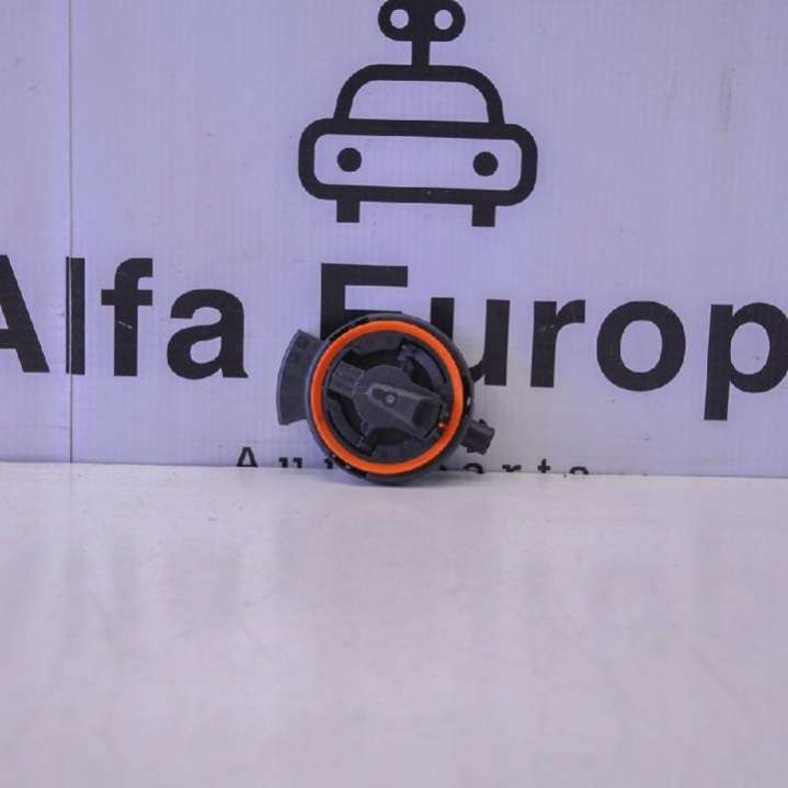 4M0955557A Датчик удара  Audi A4 B9 (2015-2019) 2015г. | Фото № 8  4M0955557A Датчик удара  Audi A4 B9 (2015-2019) 2015г. - Фото 8