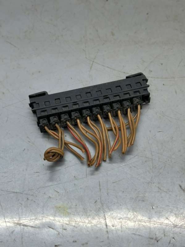 0025467940 Разъем каншины  Mercedes-Benz w210 1 1997г. | Фото № 2  0025467940 Разъем каншины  Mercedes-Benz w210 1 1997г. - Фото 2