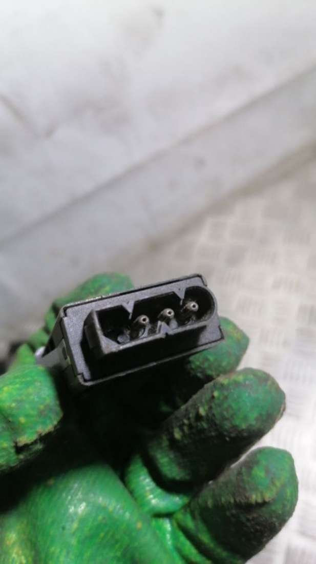 1387429 Кнопка освещения панели приборов  BMW 3 E36 1998г. | Фото № 4  1387429 Кнопка освещения панели приборов  BMW 3 E36 1998г. - Фото 4