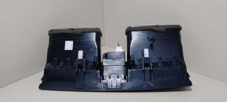 84332-06100-V1MX0700900-5241 Дефлектор обдува салона Toyota Camry XV40 седан 2009г. | Фото № 3 84332-06100-V1MX0700900-5241 Дефлектор обдува салона Toyota Camry XV40 седан 2009г. - Фото 3