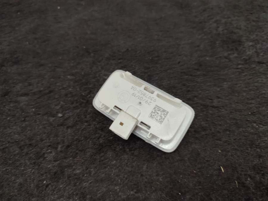 9397852 Фонарь салона (плафон) BMW 5 G30/G31 2019г. | Фото № 4 9397852 Фонарь салона (плафон) BMW 5 G30/G31 2019г. - Фото 4