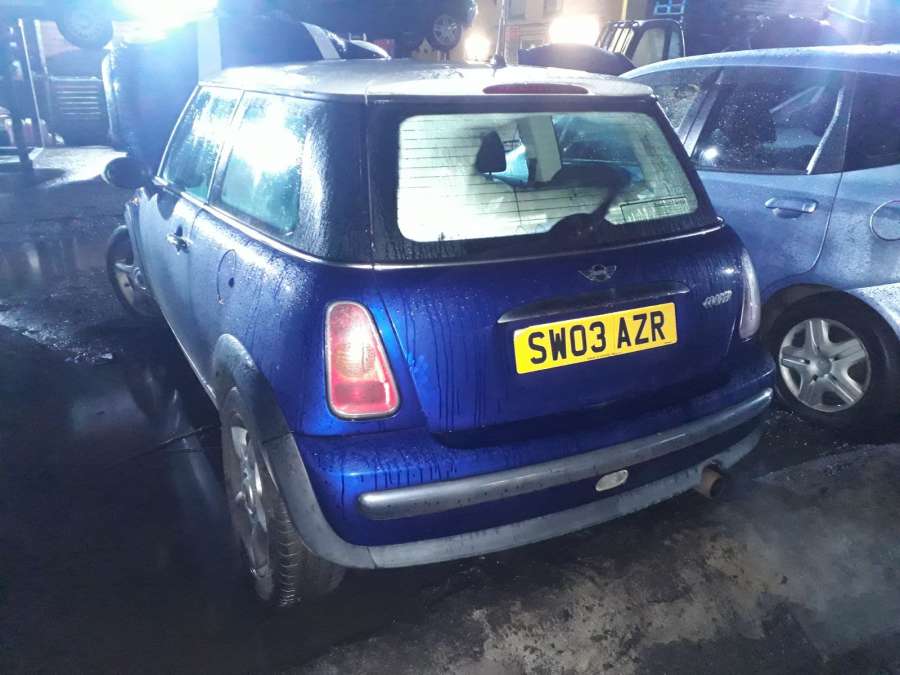04777846AE Коллектор впускной Mini Cooper Hatch 1 (R50) (2000-2006) Хетчбэк 3дв. 2003г. | Фото № 12 04777846AE Коллектор впускной Mini Cooper Hatch 1 (R50) (2000-2006) Хетчбэк 3дв. 2003г. - Фото 12