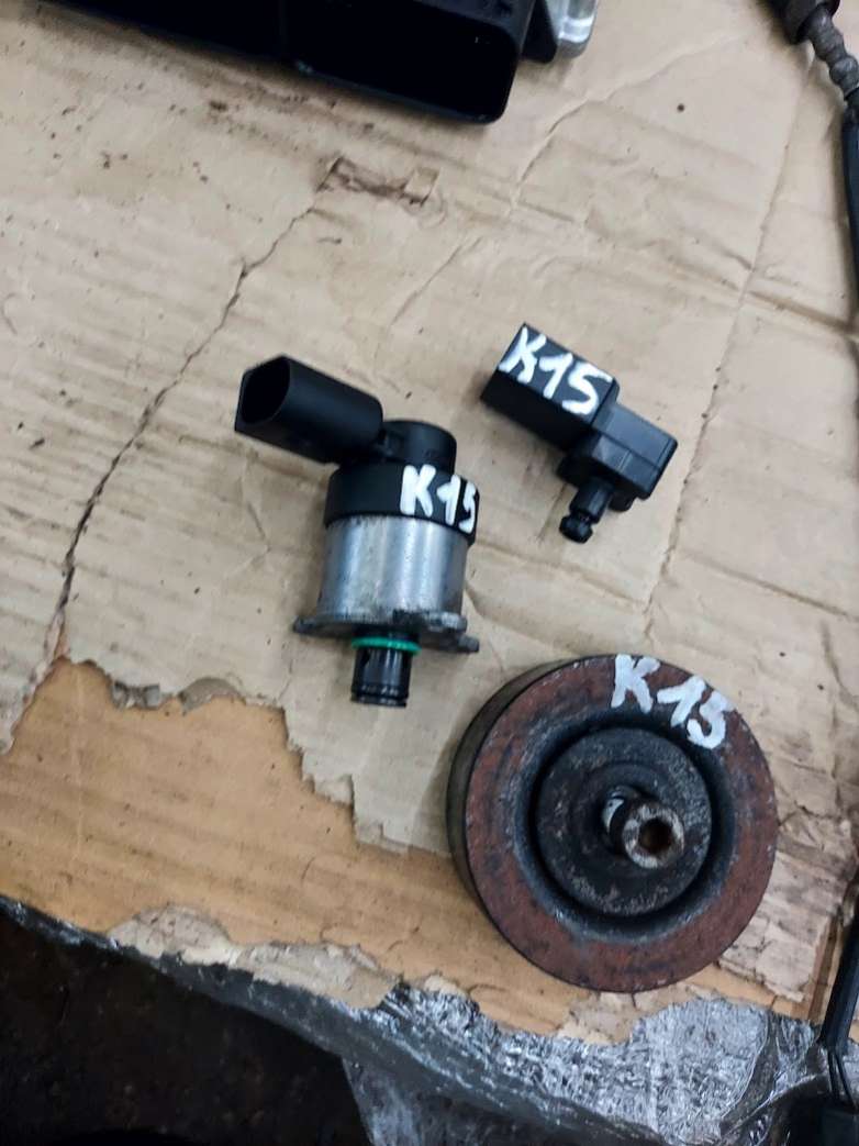 Датчик давления топлива BMW 6 E63/E64 2008г. | Фото № 1 Датчик давления топлива BMW 6 E63/E64 2008г. - Фото 1