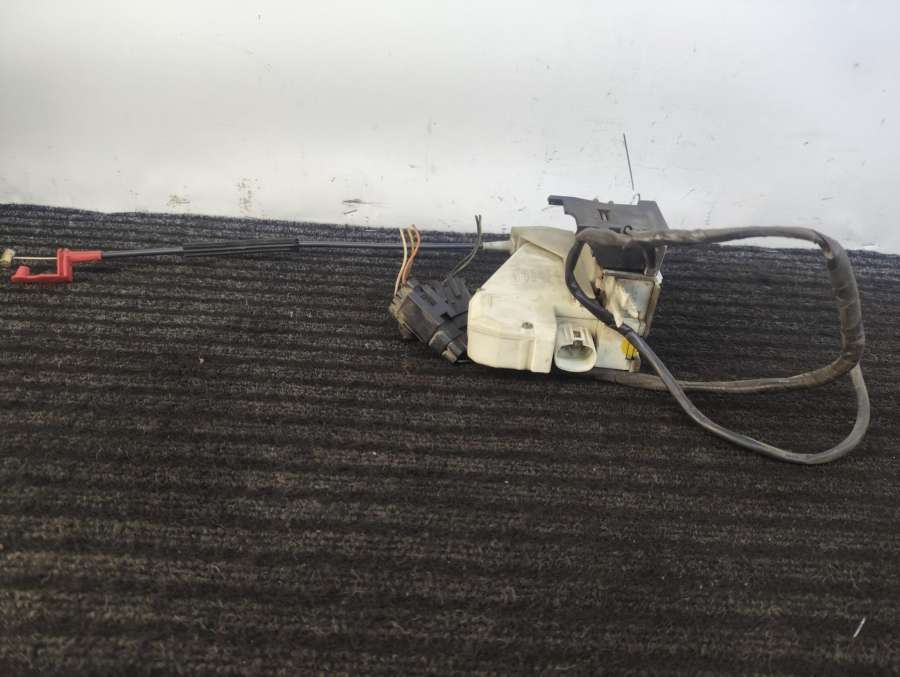 93BG220A20DD403794 Замок двери передней левой Ford Mondeo седан 1996г. | Фото № 4 93BG220A20DD403794 Замок двери передней левой Ford Mondeo седан 1996г. - Фото 4