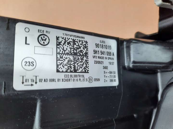 5H1941059A5H1941060A Фара левая Volkswagen Golf 8 поколение (2019-2024) 2019г. | Фото № 6 5H1941059A5H1941060A Фара левая Volkswagen Golf 8 поколение (2019-2024) 2019г. - Фото 6