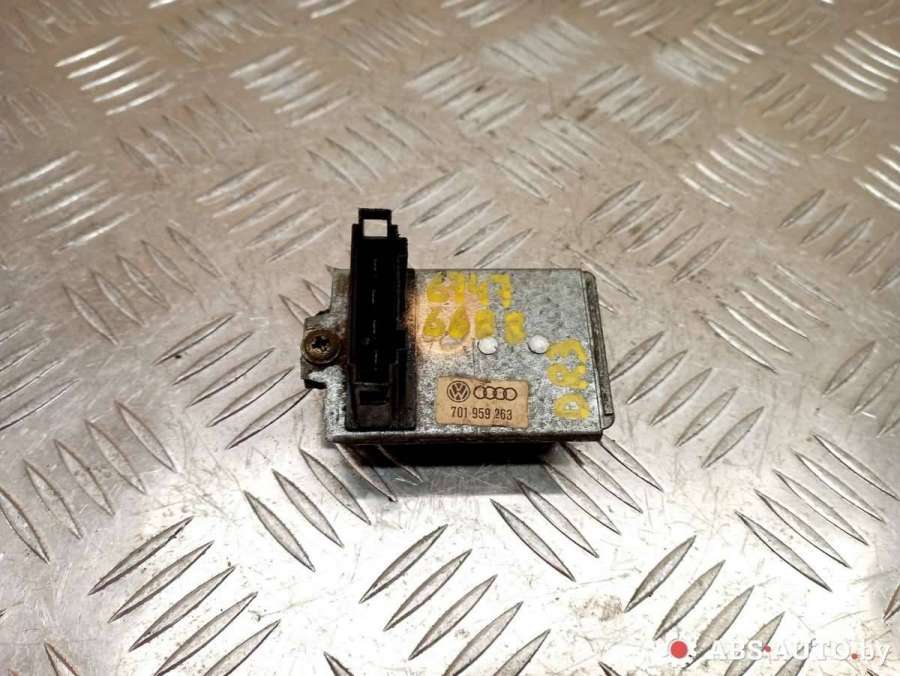 026802031220090H5399386020701959263 Сопротивление печки  Volkswagen Passat B5 1999г. | Фото № 1  026802031220090H5399386020701959263 Сопротивление печки  Volkswagen Passat B5 1999г. - Фото 1