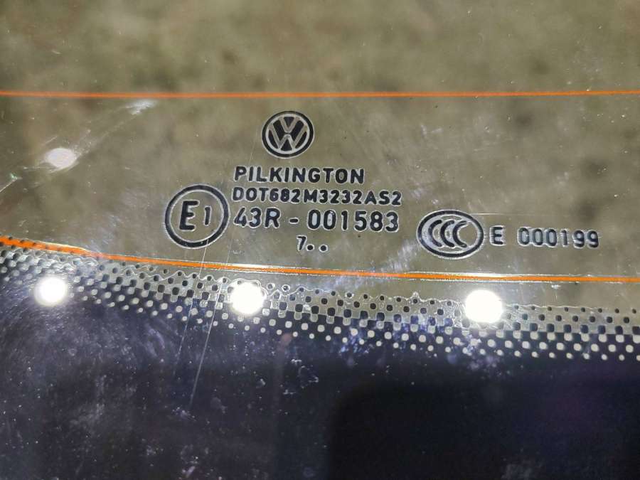 5N0845051G Стекло заднее  Volkswagen Volkswagen Tiguan 2008 0000г. | Фото № 2  5N0845051G Стекло заднее  Volkswagen Volkswagen Tiguan 2008 0000г. - Фото 2