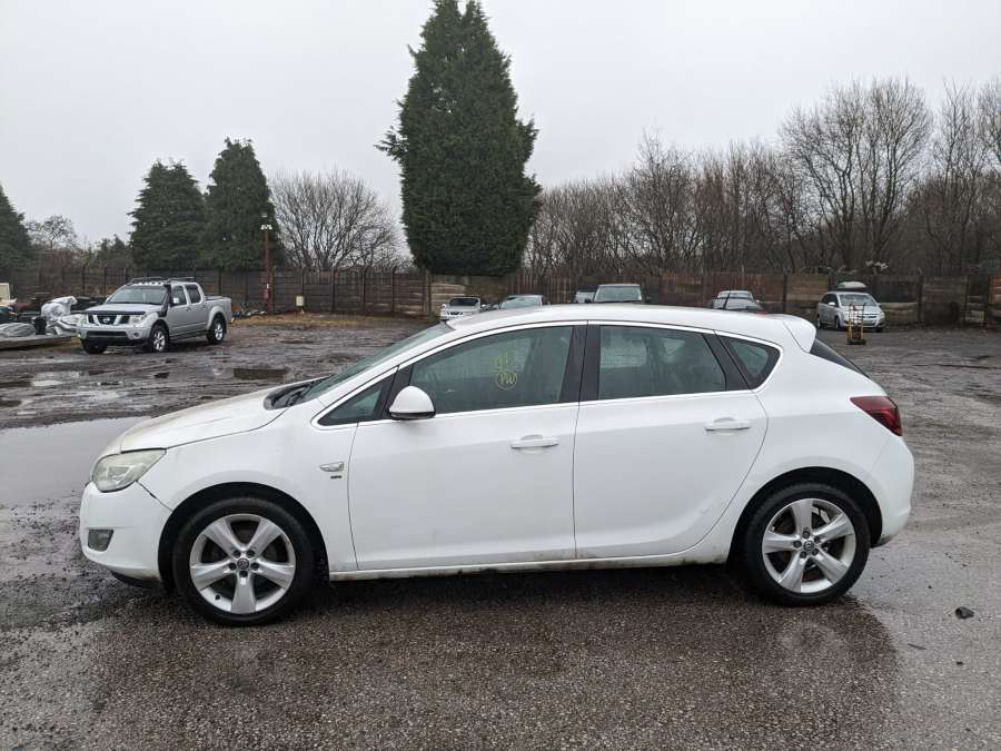 13354025 Стойка амортизатора переднего левого Opel Astra J (2009-2018) Хетчбэк 5дв. 2011г. | Фото № 7 13354025 Стойка амортизатора переднего левого Opel Astra J (2009-2018) Хетчбэк 5дв. 2011г. - Фото 7