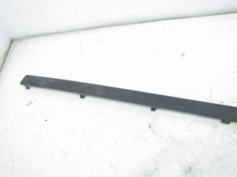 8184504 Молдинг заднего бампера BMW 5 E39 1998г. | Фото № 3 8184504 Молдинг заднего бампера BMW 5 E39 1998г. - Фото 3