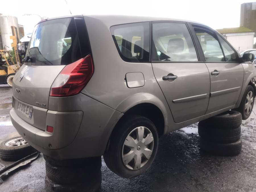 0445110280 Форсунка дизельная электрическая Renault Scenic 2 (2003-2009) Минивэн 2007г. | Фото № 8 0445110280 Форсунка дизельная электрическая Renault Scenic 2 (2003-2009) Минивэн 2007г. - Фото 8