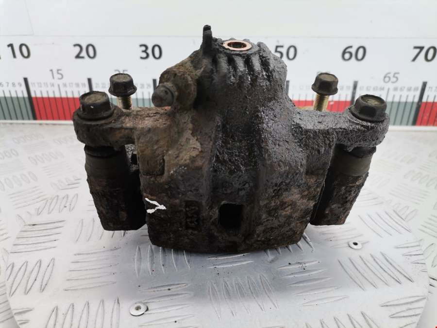 Суппорт задний левый Kia Sorento 1 (BL) (2002-2011) Внедорожник 5дв. 2004г. | Фото № 5 Суппорт задний левый Kia Sorento 1 (BL) (2002-2011) Внедорожник 5дв. 2004г. - Фото 5