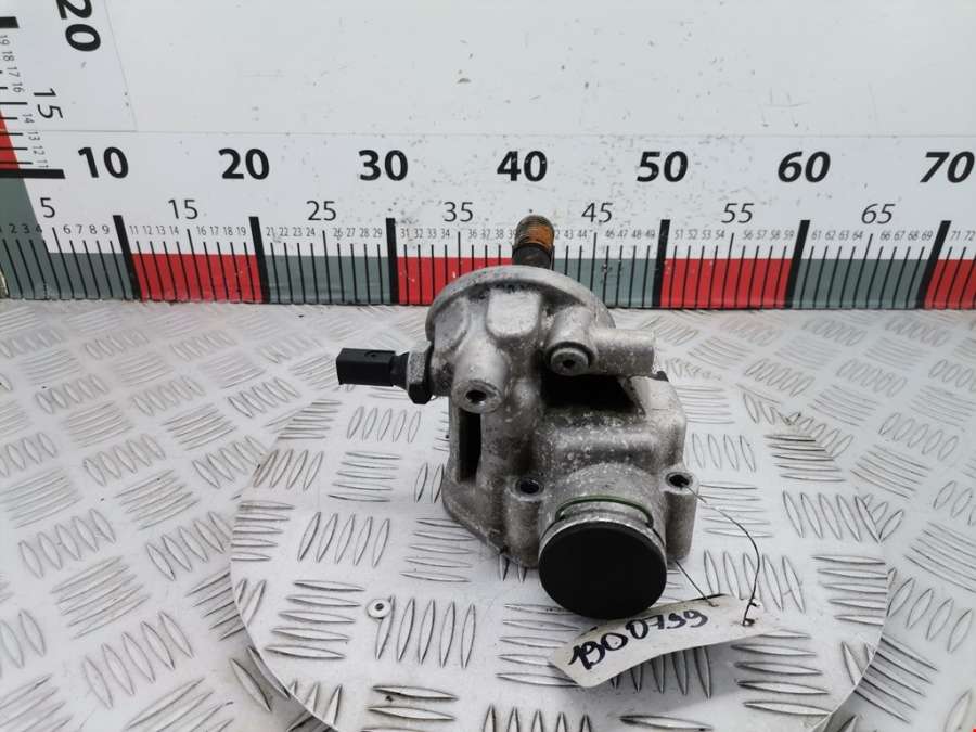 06A115417 Корпус масляного фильтра Volkswagen Passat 5 (1996-2000) Универсал 1999г. | Фото № 2 06A115417 Корпус масляного фильтра Volkswagen Passat 5 (1996-2000) Универсал 1999г. - Фото 2