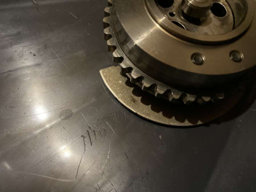 LR061551B535BLR023934 Фазорегулятор  Land Rover Range Rover Sport  2011г. | Фото № 5  LR061551B535BLR023934 Фазорегулятор  Land Rover Range Rover Sport  2011г. - Фото 5