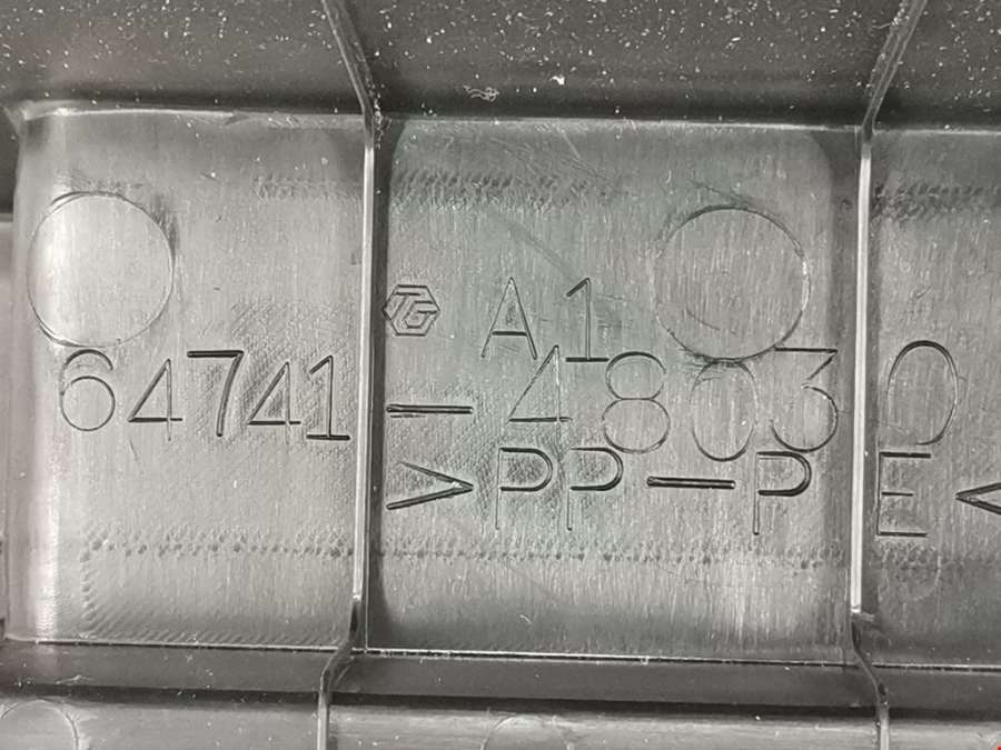 6474148030 Обшивка багажного отделения Lexus RX 2 (XU30) (2003-2009) Внедорожник 5дв. 2003г. | Фото № 3 6474148030 Обшивка багажного отделения Lexus RX 2 (XU30) (2003-2009) Внедорожник 5дв. 2003г. - Фото 3