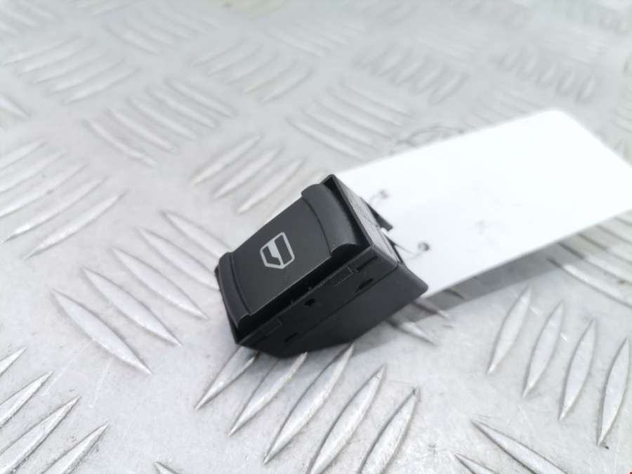 1J0959855 Кнопка стеклоподъемника Volkswagen Passat 5 (1996-2000) Седан 1998г. | Фото № 1 1J0959855 Кнопка стеклоподъемника Volkswagen Passat 5 (1996-2000) Седан 1998г. - Фото 1