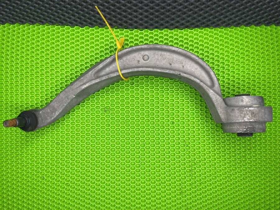 4G0407696 Рычаг передний правый нижний Audi A7 4G 2012г. | Фото № 1 4G0407696 Рычаг передний правый нижний Audi A7 4G 2012г. - Фото 1