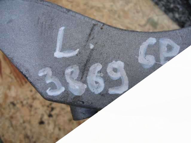 8D0399113AT Кронштейн КПП Volkswagen Passat Седан 2003г. | Фото № 5 8D0399113AT Кронштейн КПП Volkswagen Passat Седан 2003г. - Фото 5