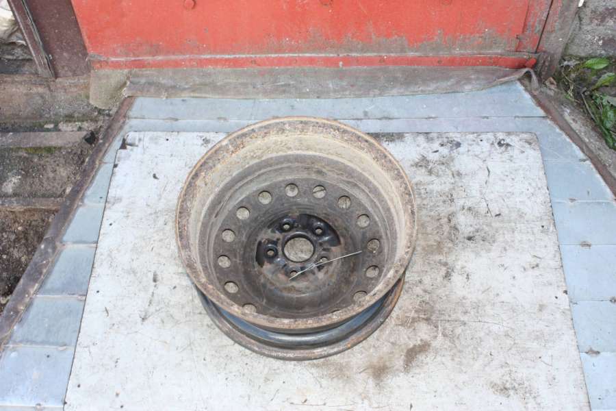 Диск штампованный  Toyota Previa 0000г. | Фото № 3   Диск штампованный  Toyota Previa 0000г. - Фото 3