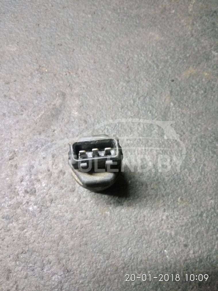 Датчик скорости  Volkswagen Golf 3 1995г. | Фото № 1   Датчик скорости  Volkswagen Golf 3 1995г. - Фото 1