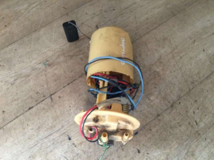 Колба в бак Peugeot Partner 1 2005г. | Фото № 1 Колба в бак Peugeot Partner 1 2005г. - Фото 1