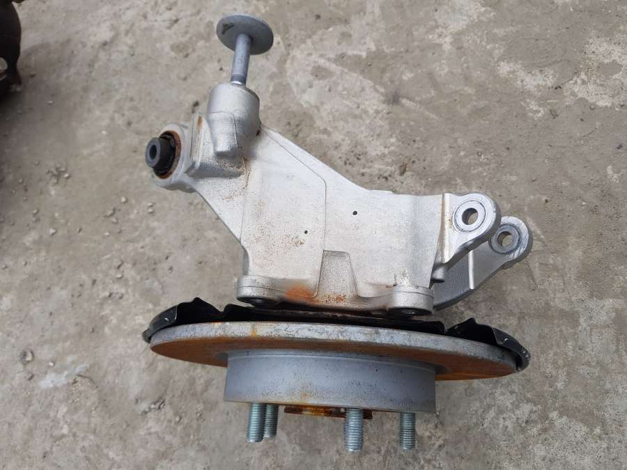 Ступица задняя правая Honda Civic (2021-…) 2022г. | Фото № 1 Ступица задняя правая Honda Civic (2021-…) 2022г. - Фото 1