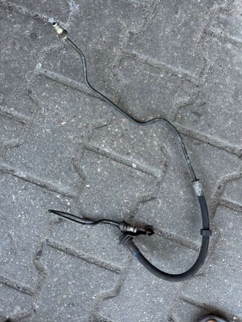 Трубка сцепления Volkswagen Golf 4 2000г. | Фото № 2 Трубка сцепления Volkswagen Golf 4 2000г. - Фото 2