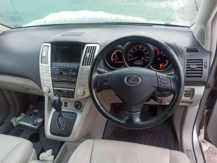 Блок комфорта Lexus RX 2 (XU30) (2003-2009) Внедорожник 5дв. 2007г. | Фото № 15 Блок комфорта Lexus RX 2 (XU30) (2003-2009) Внедорожник 5дв. 2007г. - Фото 15