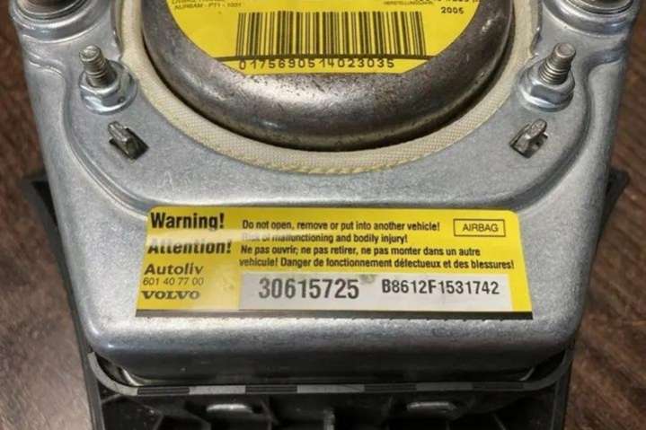 55150060 Руль  Volvo S40 2 поколение (2004-2007) 2004г. | Фото № 11  55150060 Руль  Volvo S40 2 поколение (2004-2007) 2004г. - Фото 11