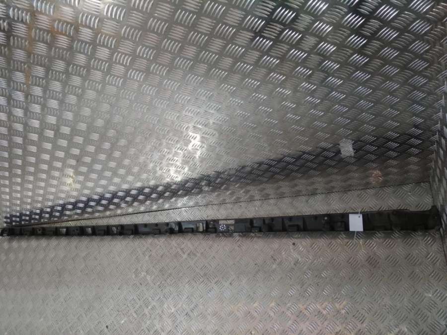 1046690 Кронштейн Tesla Model X 2019г. | Фото № 2 1046690 Кронштейн Tesla Model X 2019г. - Фото 2