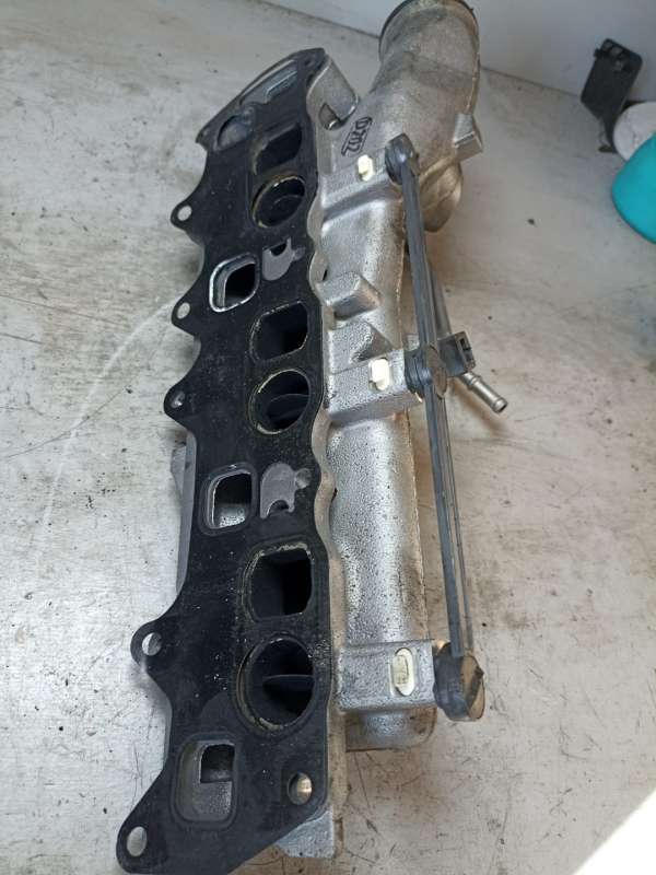 A6420907737 Впускной коллектор правый Mercedes-Benz R W251 0000г. | Фото № 3 A6420907737 Впускной коллектор правый Mercedes-Benz R W251 0000г. - Фото 3