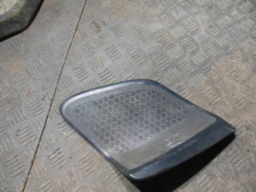 Сетка для динамика Citroen Xsara 1998г. | Фото № 1 Сетка для динамика Citroen Xsara 1998г. - Фото 1