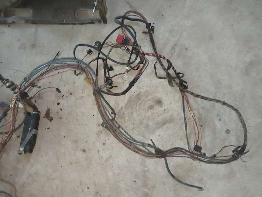 Проводка Volkswagen Passat Седан 1998г. | Фото № 11 Проводка Volkswagen Passat Седан 1998г. - Фото 11