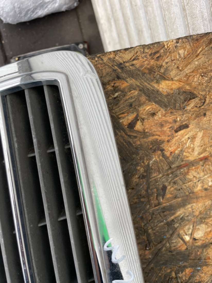 2108800583 Решетка радиатора Mercedes E W210 2002г. | Фото № 1 2108800583 Решетка радиатора Mercedes E W210 2002г. - Фото 1