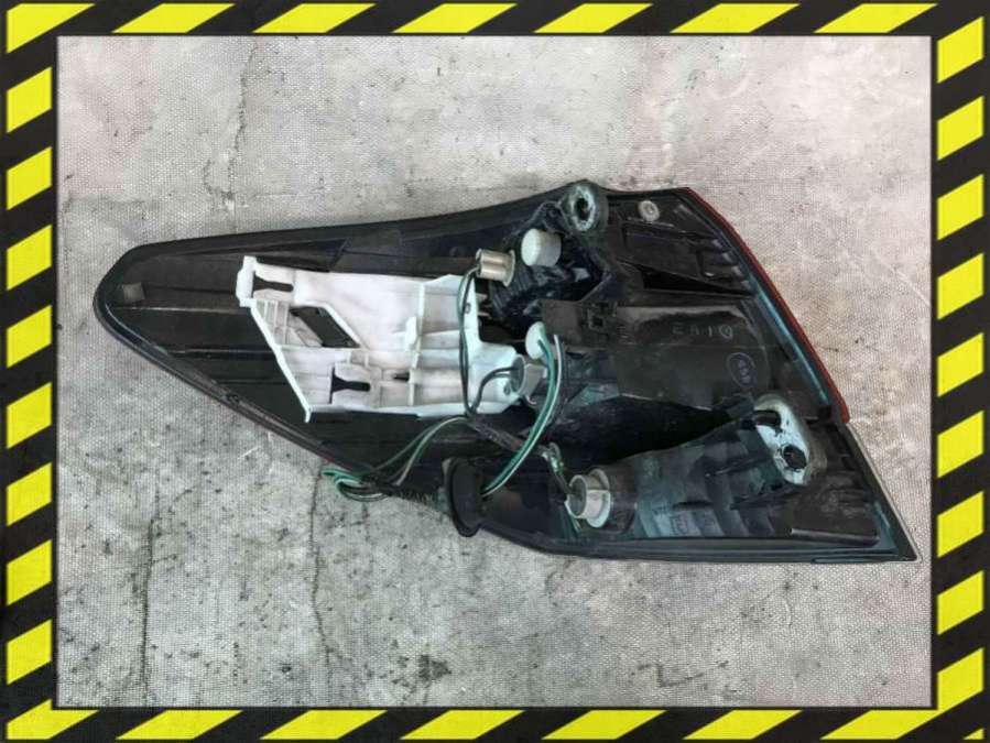 Фонарь задний правый Subaru Outback 4 2011г. | Фото № 2 Фонарь задний правый Subaru Outback 4 2011г. - Фото 2