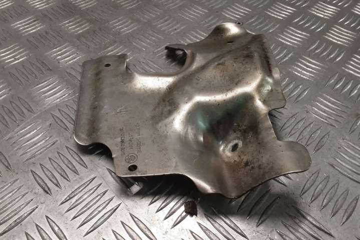 51487224341 Декоративная крышка двигателя  BMW 5 F10/F11/GT F07 (2009-2013) 2009г. | Фото № 2  51487224341 Декоративная крышка двигателя  BMW 5 F10/F11/GT F07 (2009-2013) 2009г. - Фото 2