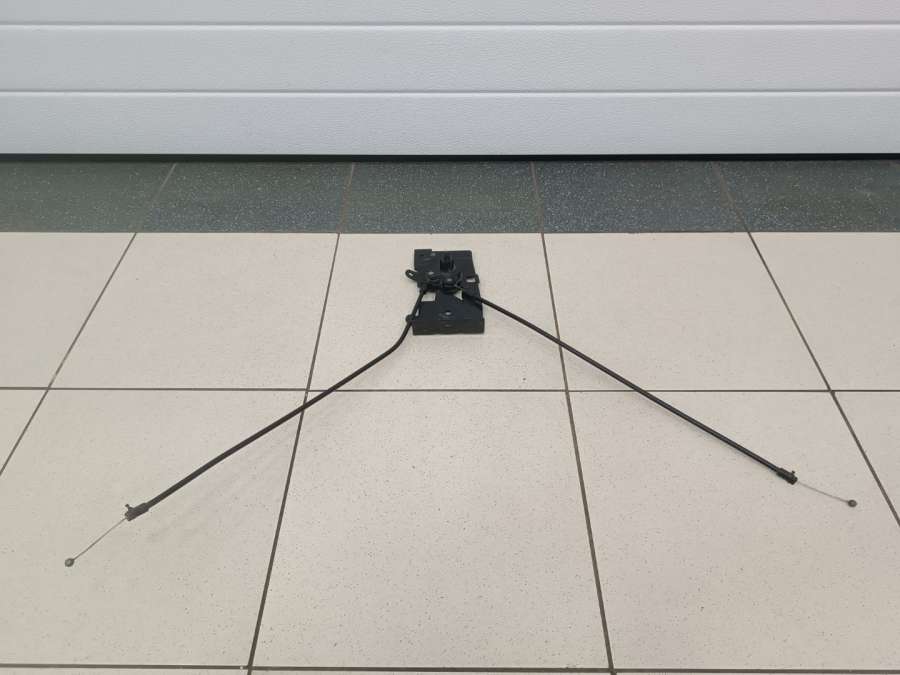 4M0823529E Трос капота  Audi Q7 4M 0000г. | Фото № 1  4M0823529E Трос капота  Audi Q7 4M 0000г. - Фото 1