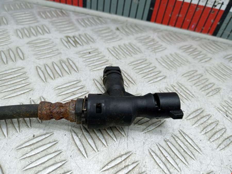 Трубка сцепления Volkswagen Passat 6 (2005-2010) Седан 2009г. | Фото № 6 Трубка сцепления Volkswagen Passat 6 (2005-2010) Седан 2009г. - Фото 6