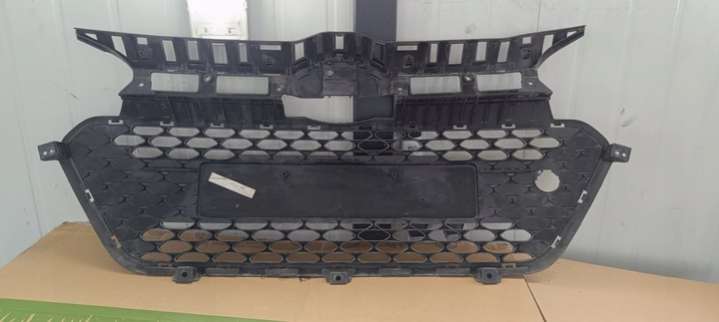 86569-C8010 Решетка радиатора Hyundai i20 2 поколение (2014-2018) 2014г. | Фото № 5 86569-C8010 Решетка радиатора Hyundai i20 2 поколение (2014-2018) 2014г. - Фото 5