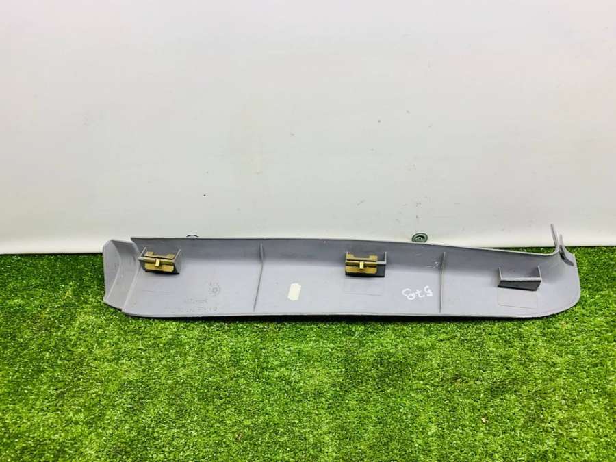 A6387470871  Обшивка крышки багажника правая   Mercedes-Benz V-class W638 2001г. | Фото № 5  A6387470871  Обшивка крышки багажника правая   Mercedes-Benz V-class W638 2001г. - Фото 5