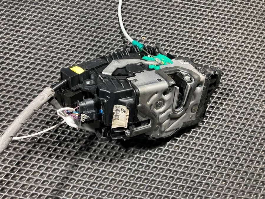 A2227661200A0997303400 Замок двери задней правой Mercedes-Benz S W222/C217/A217 2018г. | Фото № 6 A2227661200A0997303400 Замок двери задней правой Mercedes-Benz S W222/C217/A217 2018г. - Фото 6