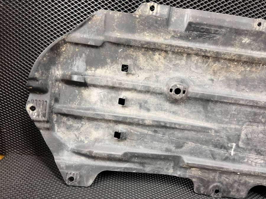 74606TBA-R Защита днища правая  Honda Civic 0000г. | Фото № 2  74606TBA-R Защита днища правая  Honda Civic 0000г. - Фото 2