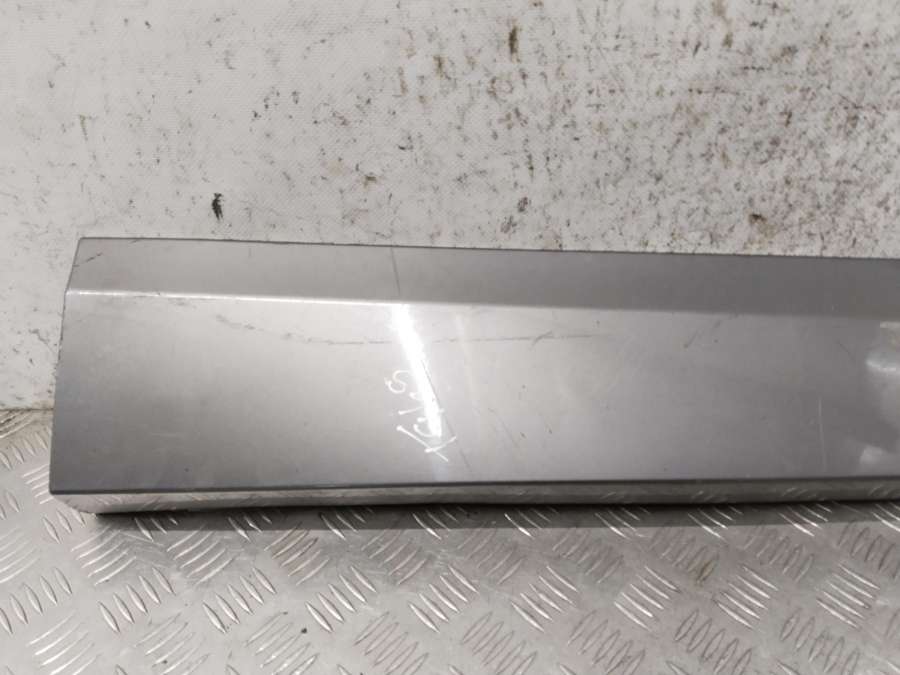 801860016R Молдинг двери передней правой Renault Grand Scenic 2014г. | Фото № 3 801860016R Молдинг двери передней правой Renault Grand Scenic 2014г. - Фото 3