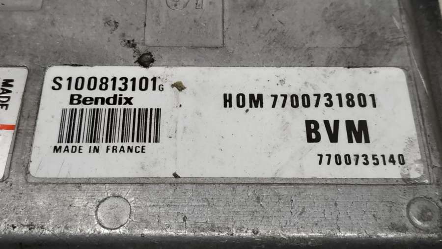BVMHOM77007318017700735140BENDIXS100813101G Блок управления двигателем  Renault 19 2 1999г. | Фото № 3  BVMHOM77007318017700735140BENDIXS100813101G Блок управления двигателем  Renault 19 2 1999г. - Фото 3