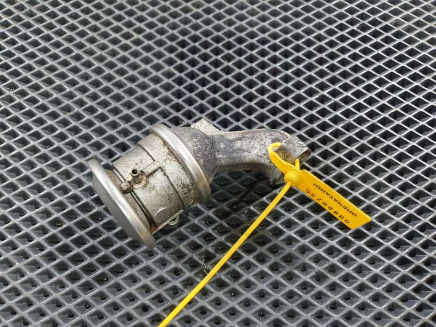 06E131101E06E131101J06E131101K Клапан EGR  Audi A6 4G/C7 2014г. | Фото № 1  06E131101E06E131101J06E131101K Клапан EGR  Audi A6 4G/C7 2014г. - Фото 1