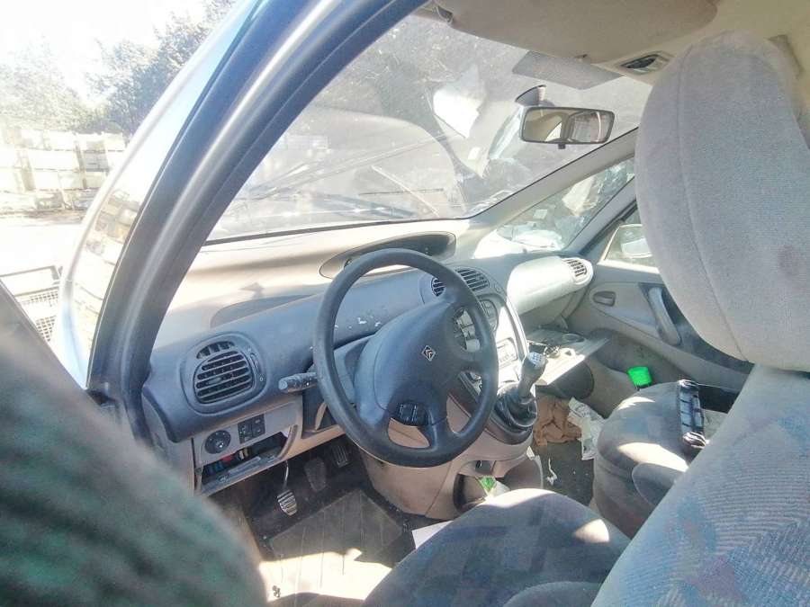 9631895777 Накладка декоративная (молдинг) двери задней правой Citroen Xsara Picasso (1999-2012) Минивэн 2001г. | Фото № 9 9631895777 Накладка декоративная (молдинг) двери задней правой Citroen Xsara Picasso (1999-2012) Минивэн 2001г. - Фото 9