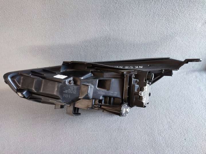 92102-G410092102G4100g4921-21060g4921-22040 Фара правая  Hyundai i30 3 поколение (2017-2018) 2017г. | Фото № 5  92102-G410092102G4100g4921-21060g4921-22040 Фара правая  Hyundai i30 3 поколение (2017-2018) 2017г. - Фото 5