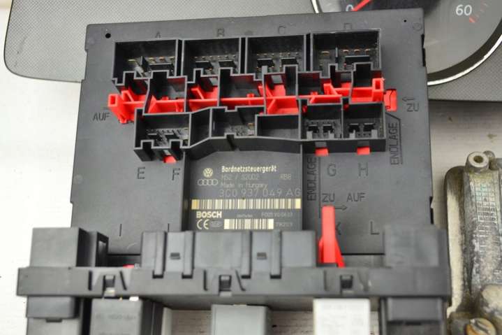 03G906021NK Блок управления двигателем Volkswagen Passat B6 (2005-2010) 2005г. | Фото № 13 03G906021NK Блок управления двигателем Volkswagen Passat B6 (2005-2010) 2005г. - Фото 13